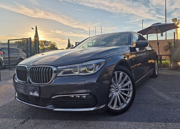Predogledna slika - BMW serija 7: 740d xDrive POLOG 3300 SLO SERVISIRAN NA BMW...