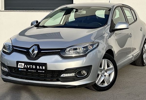 Predogledna slika - Renault 1.5dCi+NAVI+LED+PDC