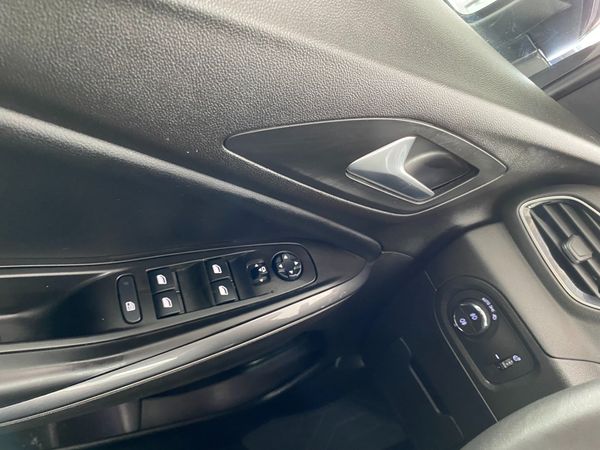 Predogledna slika - Opel Grandland X 1.6 TURBO 133KW INNOVATION.NEMŠKI+4ALU.PANORAMA