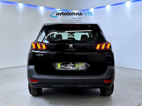 Predogledna slika - Peugeot 5008