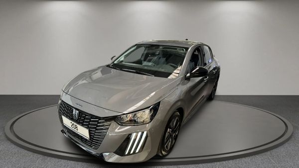 Predogledna slika - Peugeot 208 1.2 PURETECH 100 ALLURE + bon za zimske gume