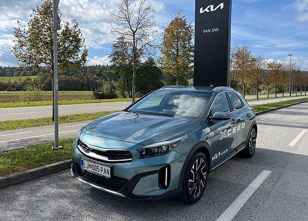 Predogledna slika - KIA XCeed 1.5 T-GDi EX Way+ ISG. 7DCT 103 kW