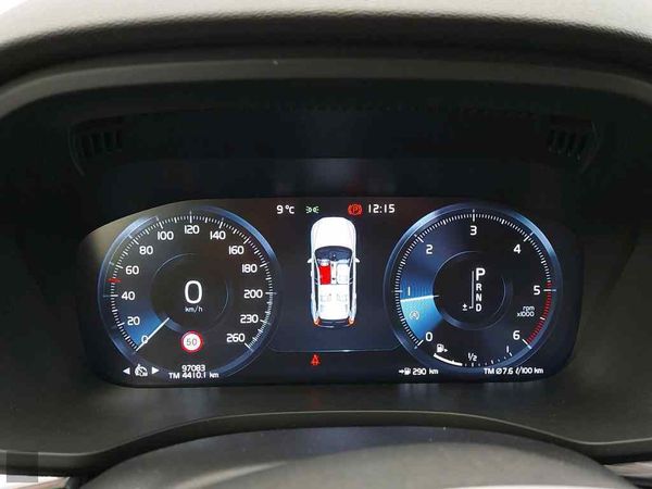 Predogledna slika - Volvo XC60