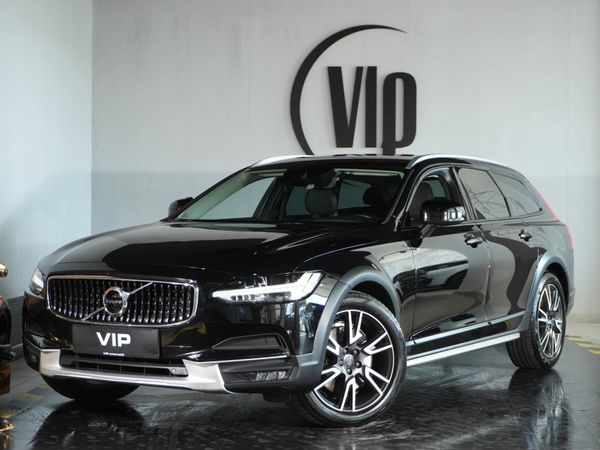 Predogledna slika - Volvo V90 Cross Country