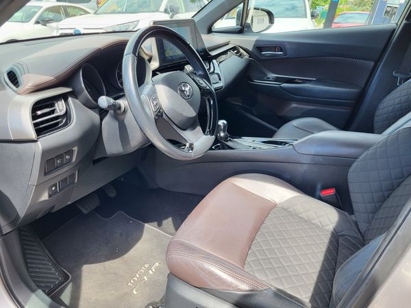 Predogledna slika - Toyota C-HR 1.8 HEV C-HIC