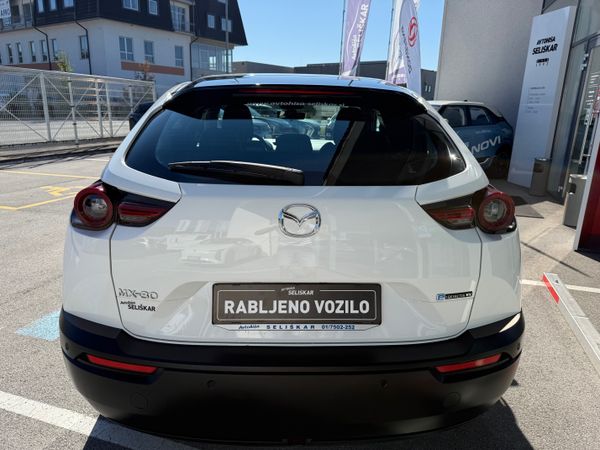 Predogledna slika - Mazda MX-30