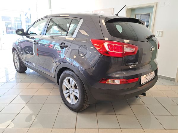 Predogledna slika - KIA Sportage 2.0 bencinski 120kW Urban-HITRI KREDIT-ODLIČEN-