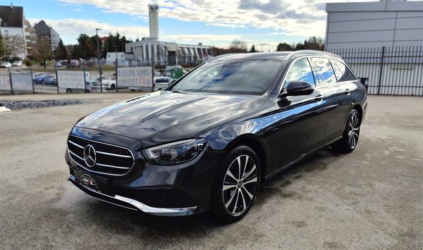 Predogledna slika - Mercedes-Benz E-Class E300e PHEV ACC KAM NAVI LED PDC LANE VIRTUAL USNJE