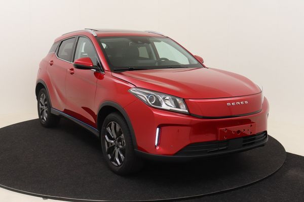 Predogledna slika - Dongfeng  Seres 3 Comfort 120kw - 54kWh - samo - 49 km subvencija 3000€