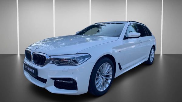 Predogledna slika - BMW serija 5 Touring 520d xDrive Avt. M SPORT Navi Kamera LED PDC