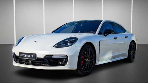 Predogledna slika - Porsche Panamera