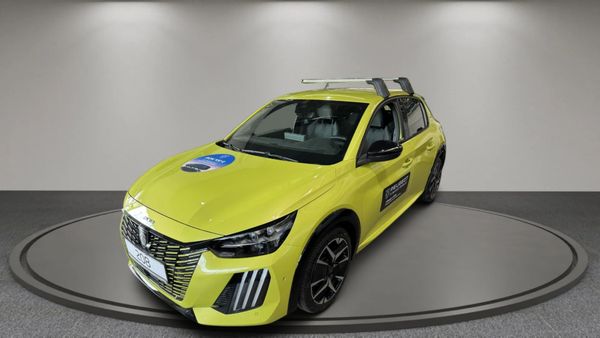 Predogledna slika - Peugeot 208 1.2 PURETECH 100 MHEV GT E-DCT