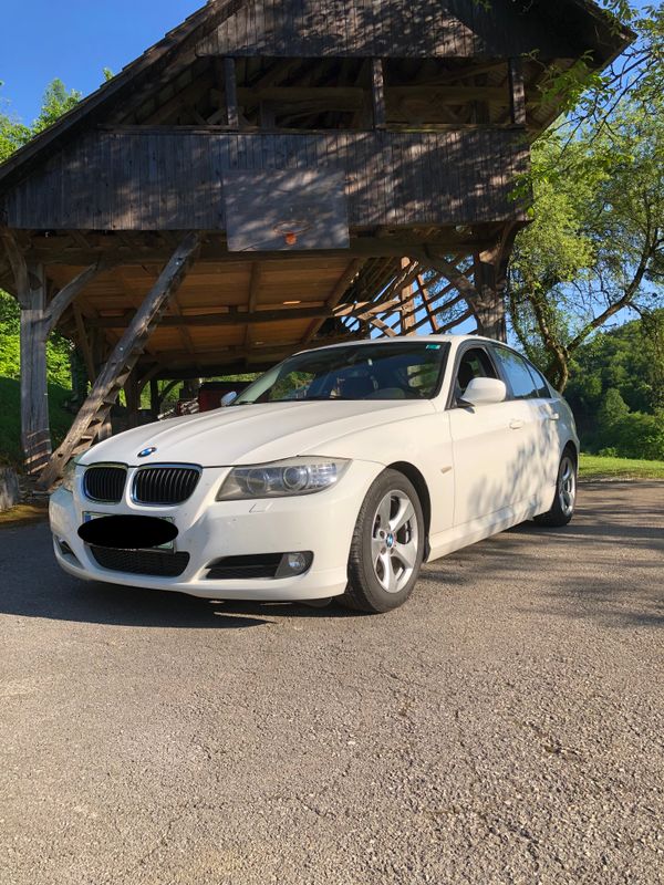 Predogledna slika - BMW 320d EfficientDynamics Edition