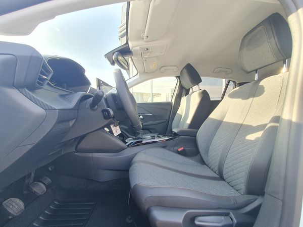 Predogledna slika - Peugeot 208
