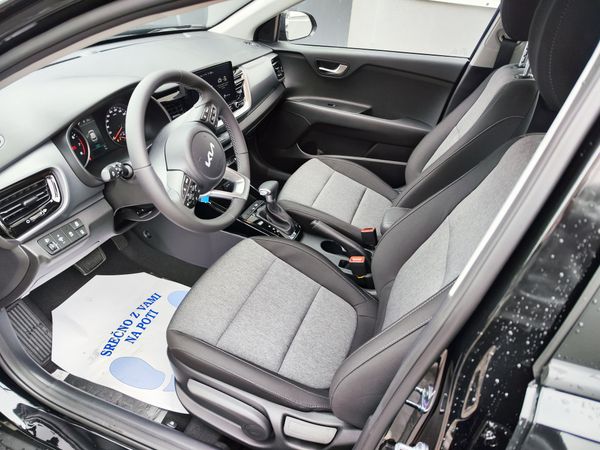 Predogledna slika - KIA Stonic