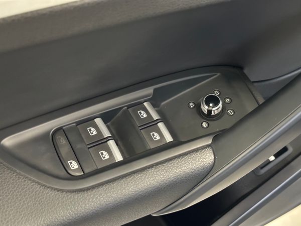 Predogledna slika - Audi Q5