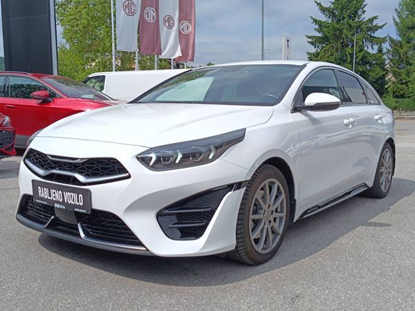 Predogledna slika - KIA proceed 1,5 T-GDI GT-Line ISG DCT