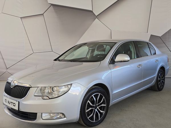 Predogledna slika - Škoda Superb