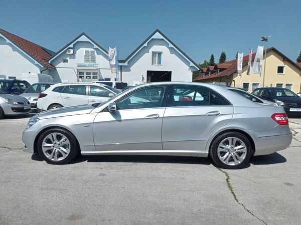 Predogledna slika - Mercedes-Benz E-Razred