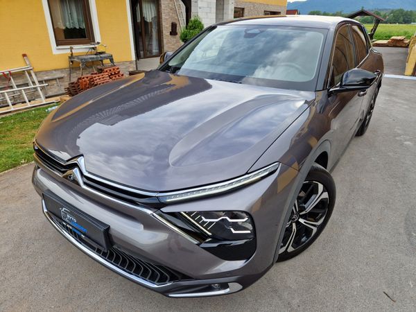 Predogledna slika - Citroën C5 X