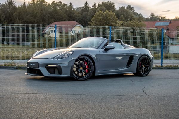 Predogledna slika - Porsche 718 Boxster Spyder
