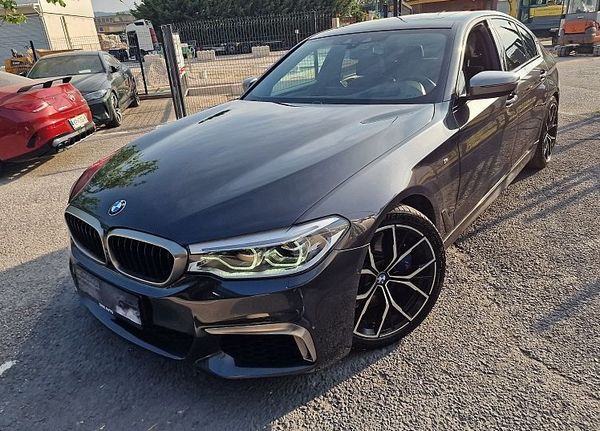 Predogledna slika - BMW serija 5: M550i xDrive 