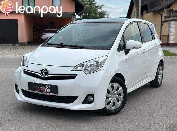 Predogledna slika - Toyota Verso-S
