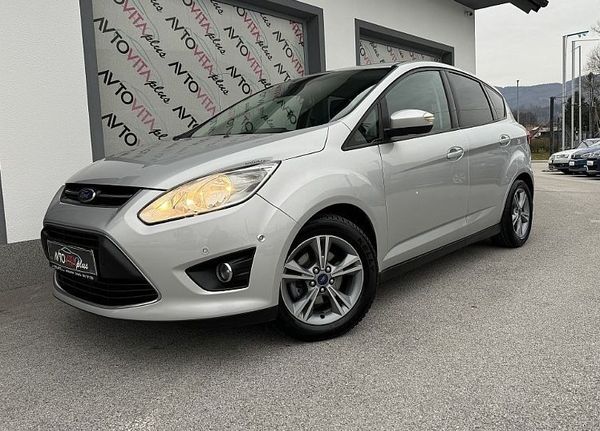 Predogledna slika - Ford 1.6l TDCi DPF  115PS  M6 Titanium