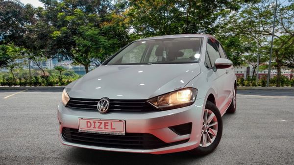 Predogledna slika - VW Golf Sportsvan 1.6 TDI BMT.BREZ POLOGA DO 7 LET.VELIKI SERVIS OPR
