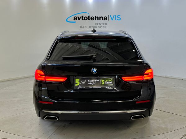 Predogledna slika - BMW M5 Touring