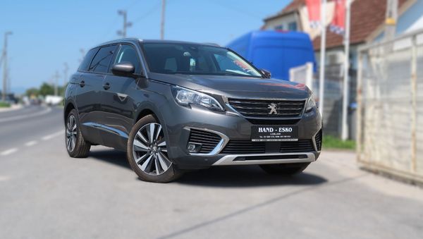 Predogledna slika - Peugeot 5008