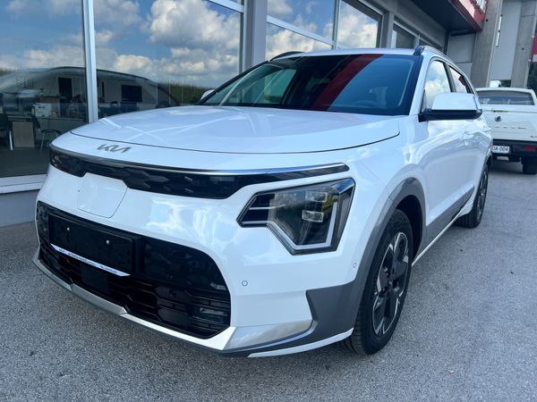 Predogledna slika - KIA Niro EV 150 KW  204 KS  EX Motion 64kWh