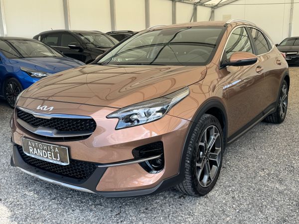 Predogledna slika - KIA XCeed XCeed 1,5 T-GDI EX Way ISG