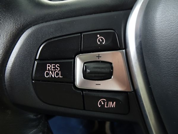 Predogledna slika - BMW serija X3: xLINE xDrive30d.NEMŠKI.KAMERA.NAVI.ALU.USNJE.183KW