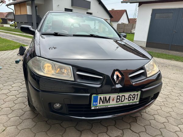 Predogledna slika - Renault Mégane St.Tropez 1,6 16V
