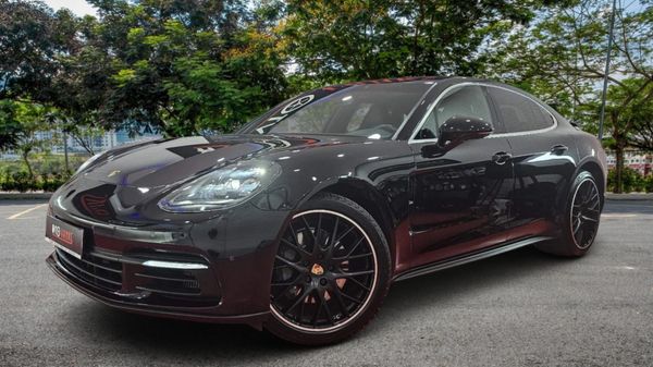 Predogledna slika - Porsche Panamera