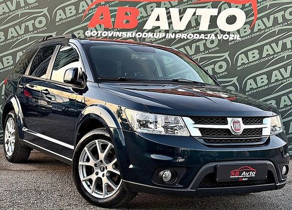 Predogledna slika - Fiat Freemont 2.0 Multijet 16v 170 Lounge+7 SEDEŽEV+KEYLESS+TOP