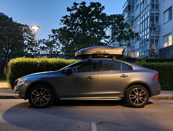 Predogledna slika - Volvo S60 Cross Country D3 Pro Avt.