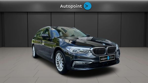 Predogledna slika - BMW 530d xDrive Touring Avt.