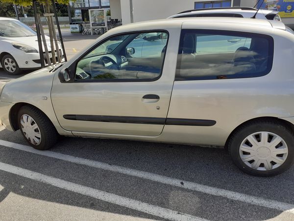 Predogledna slika - Renault Clio 1,2 16V Team