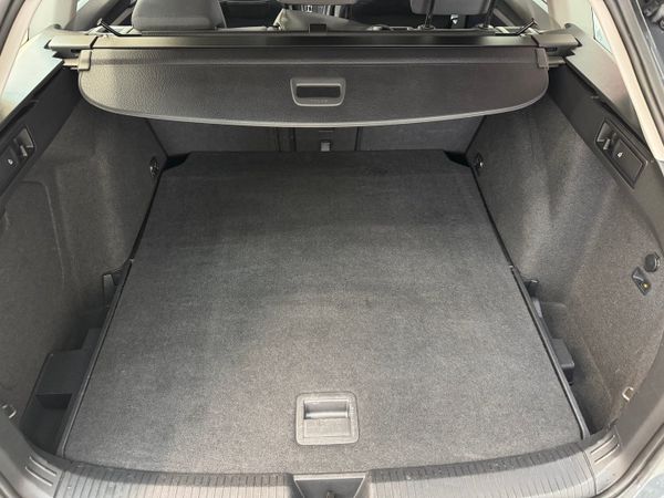 Predogledna slika - VW Golf Variant Life 2.0 TDI DSG