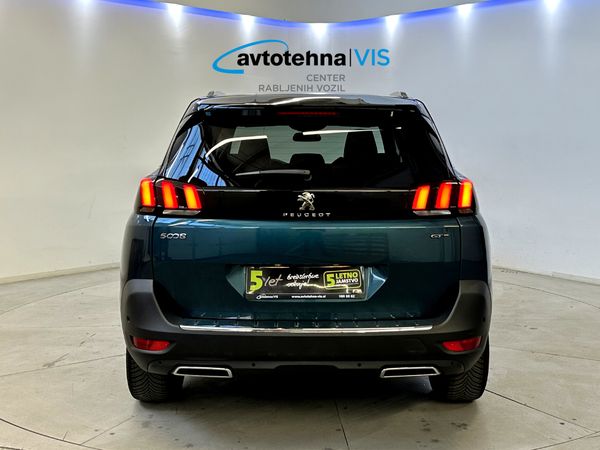 Predogledna slika - Peugeot 5008