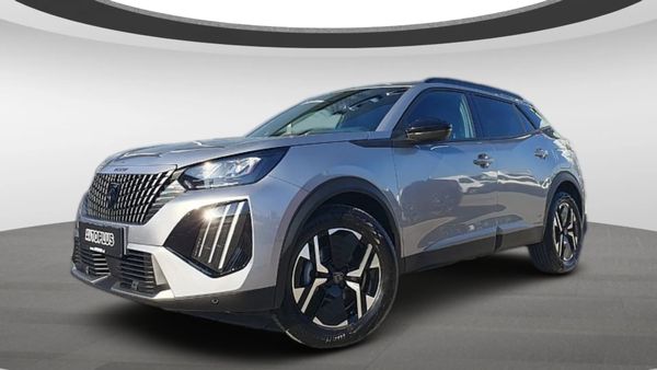 Predogledna slika - Peugeot 2008 Allure PureTech 100 - samo 3.116 km - KOT NOV