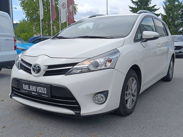 Predogledna slika - Toyota Verso 1,6 D-4D Luna