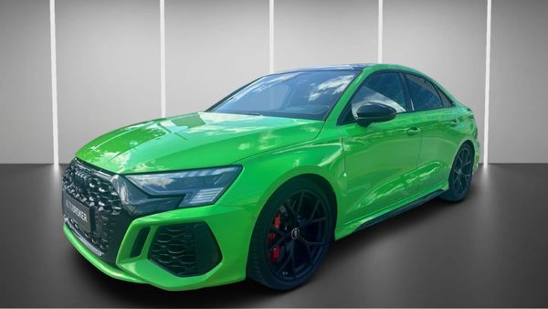 Predogledna slika - Audi RS3 2.5 TFSI Q AUT. AKRAPOVIČ NAVI KAM PANO HEADUP
