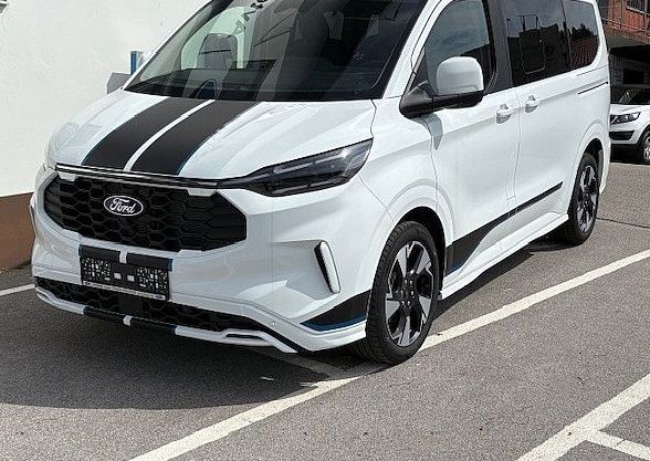 Predogledna slika - Ford Tourneo Custom SPORT 2.0 TDCi 170KM A8 L1H1 FWD 