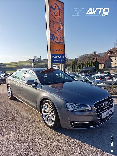 Predogledna slika - Audi A8