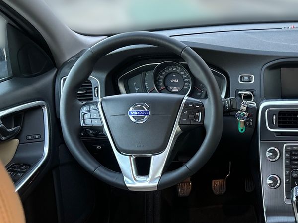 Predogledna slika - Volvo S60