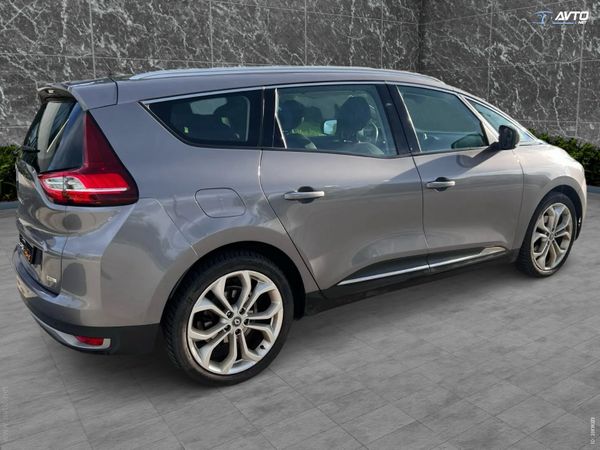 Predogledna slika - Renault Scénic