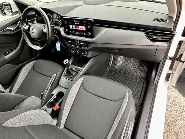 Predogledna slika - Škoda Kamiq 1,0 TSI Active
